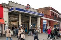 Tranquil Trio Bedrooms - B&B Londra