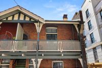 Family Friendly 2BR Apartment w/Seaview Balcony - B&B