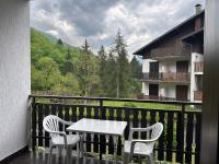 Valley Hideaway with private garden near Como lake - B&B