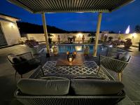 Studio, piscine, 10 min des plages, Ajaccio, corse du sud, - B&B Appietto