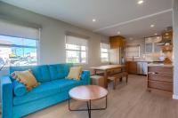 B&B San Diego - Ocean Beach Retreat, 3BR Newly Remodeled, Steps to Beach and Boardwalk - Bed and Breakfast San Diego