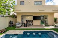 NEW Modern 3BR & Loft- Heated pool, Near airport - Chambres d’hôtes Phoenix