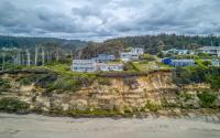 Pacific House - B&B