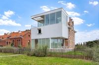 Aimé aan zee beachhouse 5P - private garden & 2 FREE parkingspots - B&B