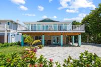 Seaside oasis studio with heated pool - B&B