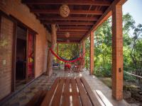 2 bedroom apartment in lush garden, 3 blocks from beach and center of San Juan - B&B San Juan del Sur