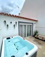 B&B Cartaxo - Cartaxo Riverside - Villa with Jacuzzi few minutes from Lisbon - Bed and Breakfast Cartaxo