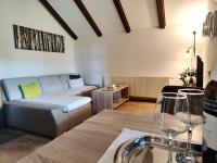 One-Bedroom Deluxe Apartment