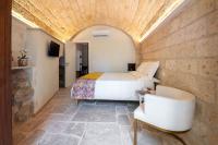 Double or Twin Room with Private Bathroom