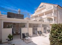 Villa Rajski Dvor - Bed and Breakfast Bol