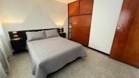Apartamentos FM Calle 4 - B&B
