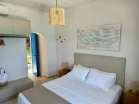 Doppelzimmer mit Balkon und Meerblick