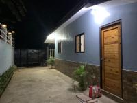 Altheos Place Romblon Cottage 1 - B&B Romblon