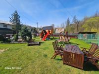 GÓRALSKA VILLA APARTAMENTY Z JACUZZI & HOME SPA & Zakopane - B&B Poronin