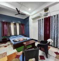 B&B Guwahati - Riverbank Guest House With Restaurant & self cooking facility - Bed and Breakfast Guwahati