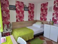 Single Room with Bathroom Top Floor
