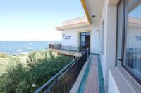 Camera Matrimoniale con Balcone e Vista Mare