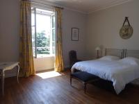 Kamer met Kingsize Bed en Uitzicht op de Tuin