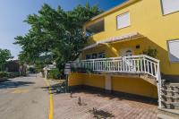 Apartments with free private parking - Chambres d'hôtes Baška Voda