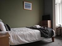 Chambre Simple avec Toilettes Communes