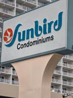 Spring Special! Renovated Resort Condo - on the Beach! - B&B Panama City Beach