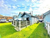 The Lobster Pot Beach House - Part of the The Bay Filey Holiday Village with pool, gym and direct beach access, pub, restaurant, tennis and meadows walks - Chambres d'hôtes Filey