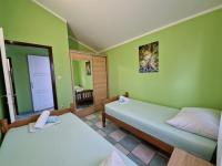 Apartment mit 2 Schlafzimmern und Terrasse