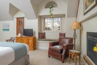 Barcelona: Queen Room with Ocean View-Adults Only-No Pets