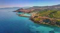 Castelsardo, Lu Bagnu - View Of The Sea Home - Beautiful View Sardinia Near beach - Chambres d'hôtes Castelsardo