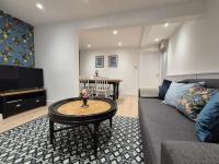 Dog-Friendly Basement Apartment with Garden - Southsea, Portsmouth #26a - B&B Portsmouth