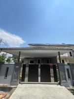 RR Homestay Yong Peng - B&B