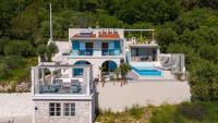 Casa GENI-heated pool, 3 bedrooms, sea views - B&B Omiš