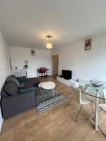 Appartement rénové et spacieux, Terrasse, 4 pers - Chambres d’hôtes Franconville