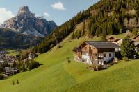 B&B Corvara in Badia - Refugium LaFlu Apartments - Bed and Breakfast Corvara in Badia