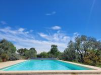 Gîtes Les Fées du Gard - Au pied des Cévennes - B&B Rousson