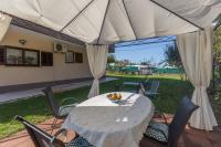 Silvia big private garden - B&B Funtana