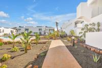 Casa Serena - Design apartment with Pool and Rooftop Terrace - by LUNA - B&B La Oliva