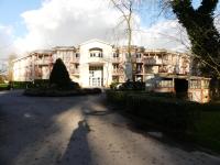 Appart 4 pers av balcon-parking gratuit-piscine int chauffée-serviettes et linge de lit compris - B&B