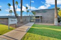 Intimate well appointed Studio w Pool - Chambres d’hôtes
