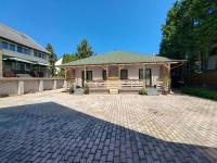 István Apartmanok - B&B