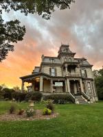 Garth Woodside Mansion Bed and Breakfast - Bed and Breakfast