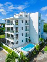 Two-Bedroom Apartment (Sunset)