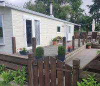 Chalet in Lauwersoog - B&B