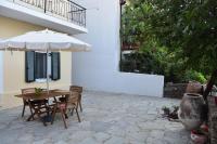 Christos Raches traditional apartment - B&B Raches