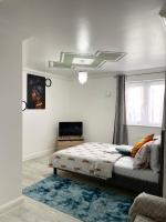 Stanton - Impeccable and stylish 2 bedroom - B&B