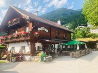 B&B Obervellach - Almhütte zwei Welten - Bed and Breakfast Obervellach