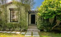 Beautiful Large 3 Bedroom 2 Bath Plus Pool and Jacuzzi - B&B