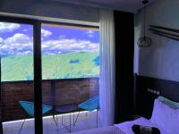 B&B Gudauri - Luxury hotel room with amazing views - Bed and Breakfast Gudauri