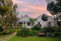 B&B Grahamstown - Fiddlewood Fields Guest House - Bed and Breakfast Grahamstown