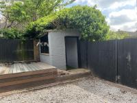 Sheffield Sanctuary - 4 Bedroom House - B&B